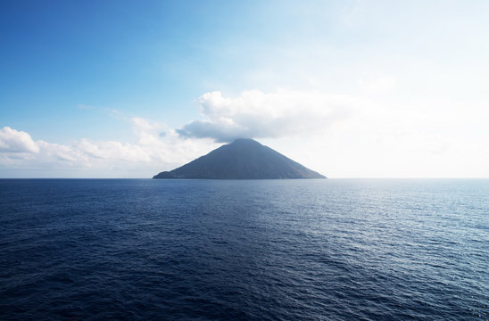 Stromboli Island © Moreno Soppelsa