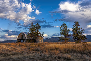Barn on Rathdrum Prairie. © Gregory Johnston