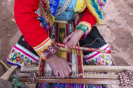 Traditional weaving, Pisac, Peru