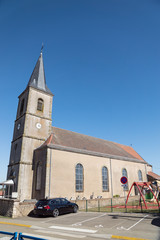 Fototapeta na wymiar Kirche in Vahl Ebersing