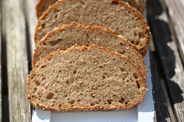 Brot aufgeschnitten 
