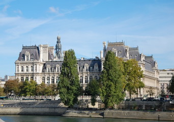 Fototapeta na wymiar Hotel-de-Ville (City Hall) in Paris - building housing City of Paris's administration. Building was constructed between 1874 -1882, architects Theodore Ballou and Edouard Deperta. France