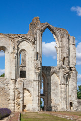 Fototapeta na wymiar Maillezais. Ruines de la cathédrale saint Pierre, Vendée, Pays de Loire 