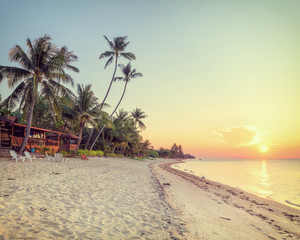 Fototapeta na wymiar Asian tropical beach paradise
