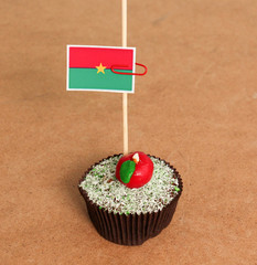burkina faso flag on a apple cupcake