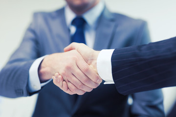 erfolgreich Existenzgründung gesellschaft kaufen kosten gmbh geschäftsanteile kaufen erfolgreich GmbH Kauf Vorrat GmbH