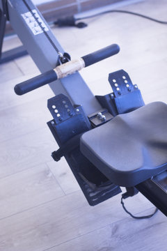 Gym exercise rowing machine