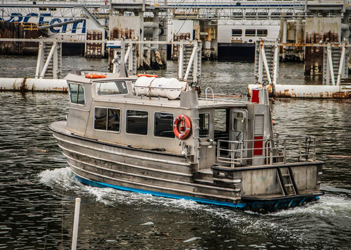 tug boat