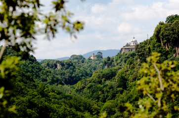 Fototapeta na wymiar Vista dal santuario di Castel Sant'Elia verso il paese