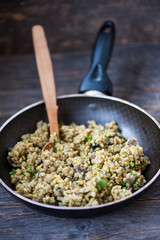 Risotto with brown rice, mushrooms and turmeric