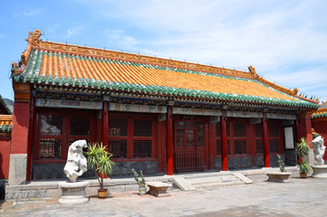 Fototapeta premium Jiezhi Palace in the Shenyang Imperial Palace (Mukden Palace), Shenyang, Liaoning Province, China. Shenyang Imperial Palace is UNESCO world heritage site built in 400 years ago.