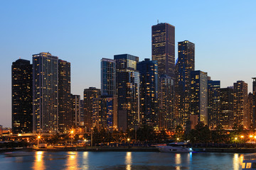 Night view of the Chicago skyline