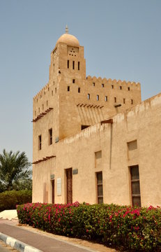Traditional Arabic building in Abu Dhabi, UAE