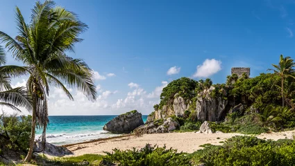 Tuinposter God of winds Temple and Caribbean beach - Mayan Ruins of Tulum, Mexico © diegograndi