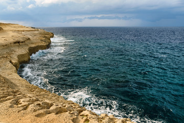 Fototapeta premium dramatic sea before the storm 