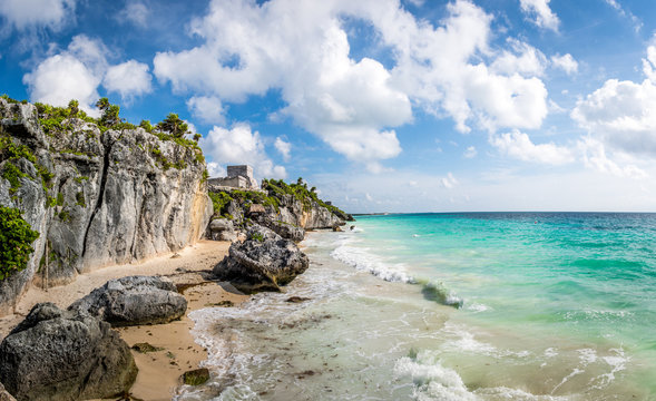 Panoramic view of El Castillo and Caribbean beach - Mayan Ruins