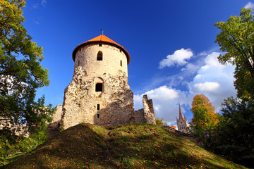 Fototapeta na wymiar autumn baltic castle