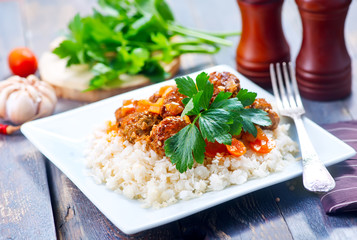 boiled rice with sauce