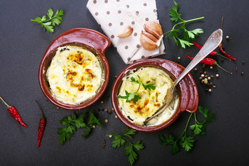 Eggs baked in sour cream