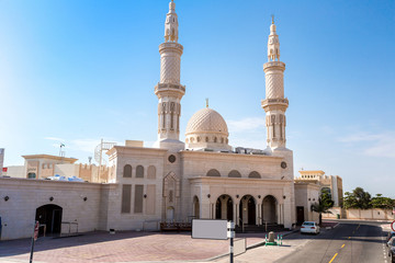 Fototapeta na wymiar Mosque in Dubai