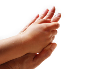 母親と子供の手