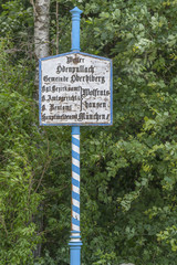 Historische bayrische Ortstafel