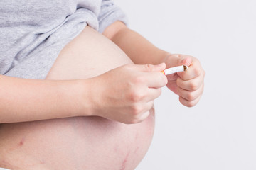 Pregnant woman stop to smoking