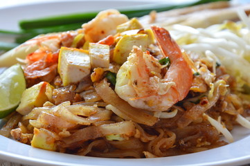 Pad Thai stir fried rice noodle with shrimp and egg on dish