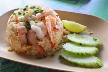 Fried rice with shrimp, Thai style