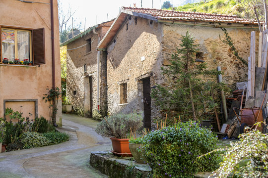 Levigliani, Italien, Toscana, Versilia, Apuinische Alpen, Wandern, Bergsteigen, Tropfsteinh&ouml;hle, Silbermine, Bergdorf, Ruge , Erholung, Einsamkeit, Stille, Wanderwege