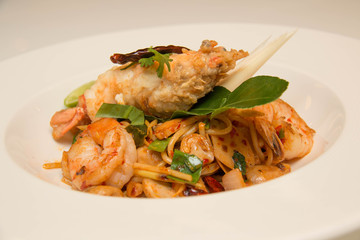 Pasta with prawns, delicious spaghetti
