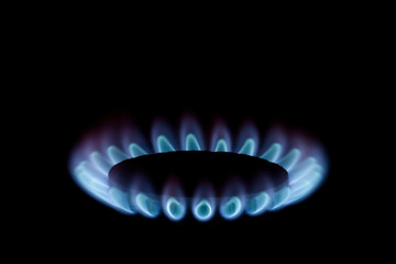 Gas burner with blue flames