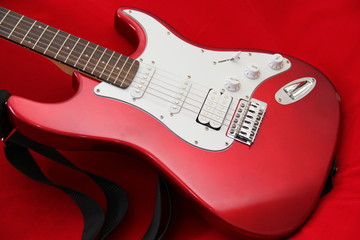 Fototapeta na wymiar Guitarra Vermelha