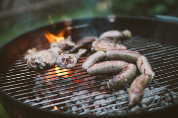carne en una barbacoa