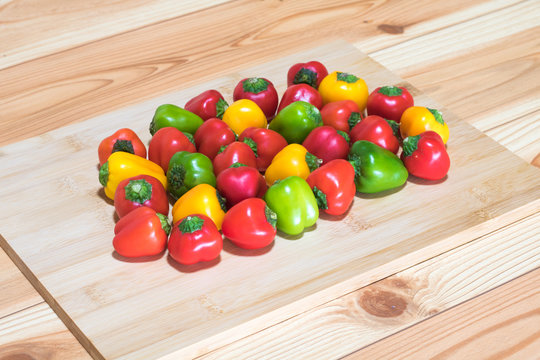 17 Best ミニパプリカ Images Stock Photos Vectors Adobe Stock