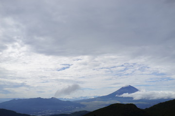 箱根駒ヶ岳からの景色　風景　富士山　空　雲　