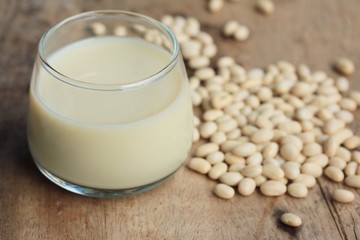 white kidney bean with soy milk