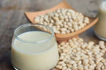 white kidney bean with soy milk