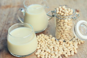 white kidney bean with soy milk
