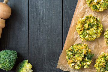 Delicious baked bites with broccoli, cheese and flax seeds