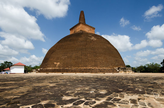 Jetvanaramaya Stupa, Sacred City of Anuradhapura, Cultural Triangle, Sri Lanka, Asia.