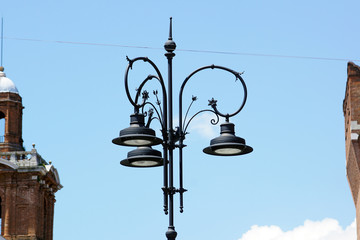 urban pole lamp
