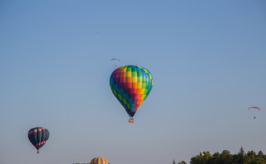 Fototapeta na wymiar hot air balloons
