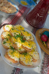 Toasts with cheese salad and fennel