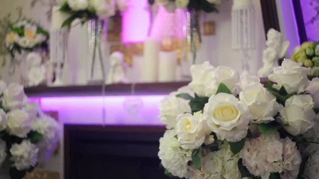 decor of flowers on wedding table