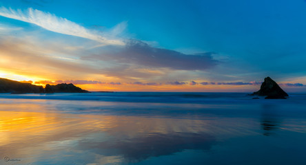 Obraz premium Sunset at Pine Beach Cove