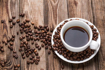 Obraz na płótnie Canvas Coffee cup and coffee beans.