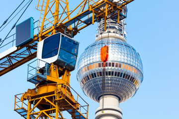 Baustelle Hochbau Berlin Alex Mitte Bauwesen Arbeitsmarkt Bauwirtschaft Bauboom investition...