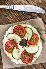 Sesame Bagel (with cream cheese)