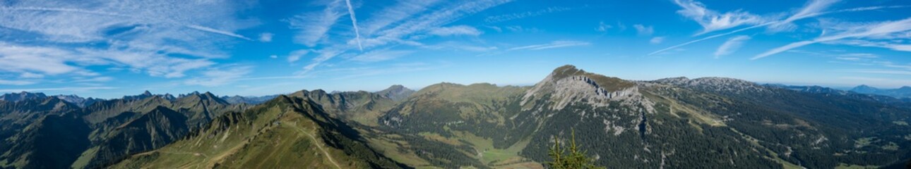 Naklejka premium Alpenpanorama Österreich